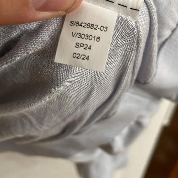 ATHLETA Women's Seasoft Bubble Hem Pullover Hoodie Size US XS In Snowflake Blue - Picture 8 of 12